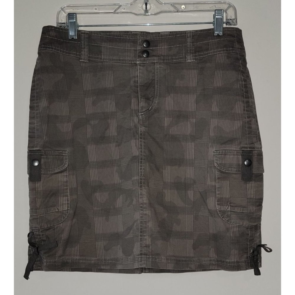 Kuhl Plaid/Camo Skirt in Brownish Gray